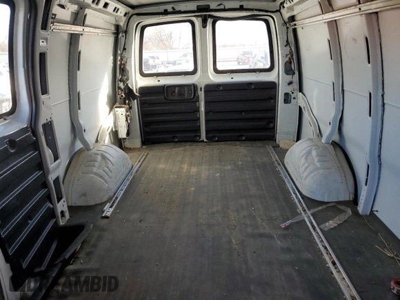 2014 Chevrolet Express Cargo Van with VIN 1GCWGFCA2E1213790, listed as a Copart auction lot 85323294 with 299,946 mi miles and Salvage Title. Bid and sale history available at carsss.com. Image 10.