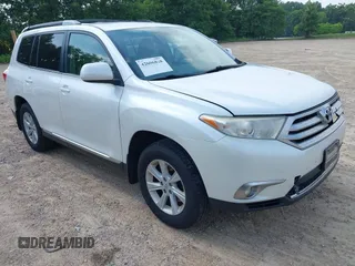 2012 Toyota Highlander with VIN 5TDBK3EH1CS134519, listed as a IAAI auction lot 42606818 with 226,246 mi miles and . Bid and sale history available at DreamBid. Image 1.