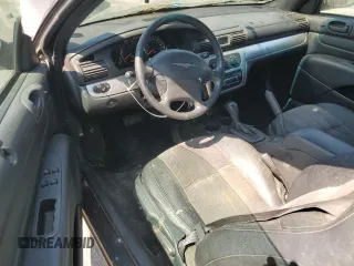 2005 Chrysler Sebring Touring z VIN 1C3EL55R55N625039, wystawiony jako Copart lot #58078465 z przebiegiem 158 906 mil mil oraz Tytuł czysty. Historia ofert i sprzedaży dostępna na DreamBid. Obrazek 8.