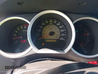 2008 Toyota Tacoma z VIN 5TETX22N28Z473083, wystawiony jako IAAI lot #42280489 z przebiegiem 160 261 mil mil oraz . Historia ofert i sprzedaży dostępna na DreamBid. Obrazek 7.