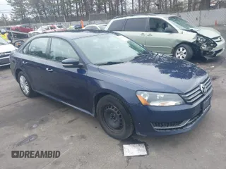 2015 Volkswagen Passat 1.8T Wolfsburg Ed with VIN 1VWAT7A34FC018762, listed as a IAAI auction lot 41979433 with 173,716 mi miles. Bid and sale history available at carsss.com. Image 1.