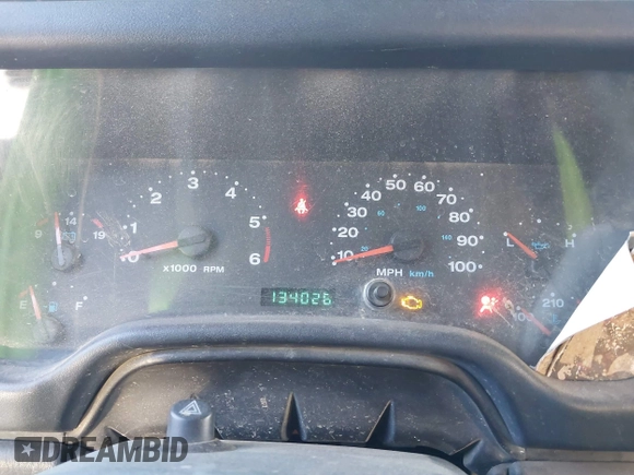 2005 Jeep Wrangler SE with VIN 1J4FA29155P366432, listed as a IAAI auction lot 41260303 with 134,021 mi miles. Bid and sale history available at carsss.com. Image 7.