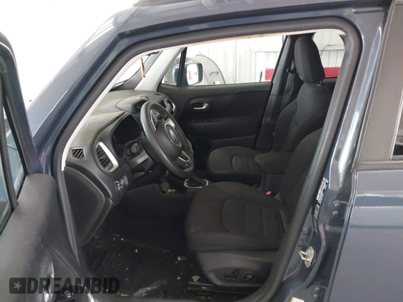 2020 Jeep Renegade Latitude with VIN ZACNJABB0LPL65586, listed as a IAAI auction lot 42347921 with 54,853 mi miles and . Bid and sale history available at DreamBid. Image 5.
