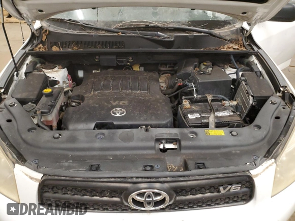 2008 Toyota RAV4 with VIN JTMBK33V186033576, listed as a Copart auction lot 84395884 with 190,200 mi miles and Non Repairable. Bid and sale history available at carsss.com. Image 12.