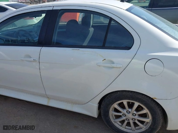2011 Mitsubishi Lancer ES with VIN JA32U2FU0BU002957, listed as a IAAI auction lot 41731185 with 181,099 mi miles. Bid and sale history available at carsss.com. Image 6.