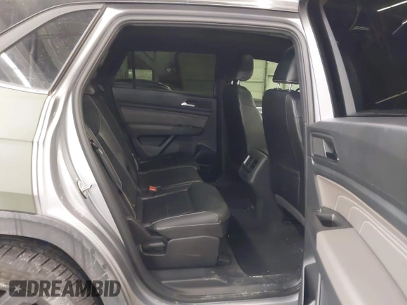 2022 Volkswagen Atlas SE with VIN 1V2KC2CA3NC207745, listed as a IAAI auction lot 41588761 with 99,206 mi miles and . Bid and sale history available at DreamBid. Image 8.