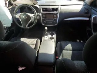 2017 Nissan Altima S z VIN 1N4AL3AP3HN317574, wystawiony jako Copart lot #49417675 z przebiegiem 76 276 mil mil oraz Szkoda całkowita • Salvage title. Historia ofert i sprzedaży dostępna na DreamBid. Obrazek 8.