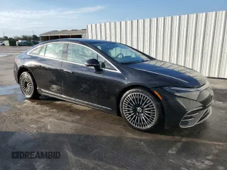2022 Mercedes-Benz EQS with VIN W1KCG2DB9NA019296, listed as a Copart auction lot 52124734 with 4,651 mi miles. Bid and sale history available at carsss.com. Image 4.