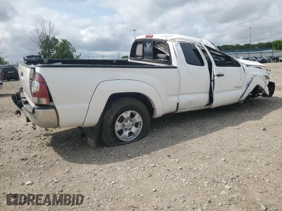 2013 Toyota Tacoma z VIN 5TFUX4EN7DX021546, wystawiony jako Copart lot #59913335 z przebiegiem 110 880 mil mil oraz Nie do naprawy • Non repairable. Historia ofert i sprzedaży dostępna na DreamBid. Obrazek 3.