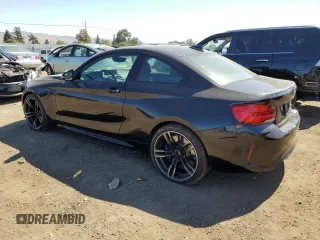2018 BMW M2 z VIN WBS1J5C54JVD35851, wystawiony jako Copart lot #72814664 z przebiegiem 37 816 mil mil oraz Szkoda całkowita • Salvage title. Historia ofert i sprzedaży dostępna na DreamBid. Obrazek 2.