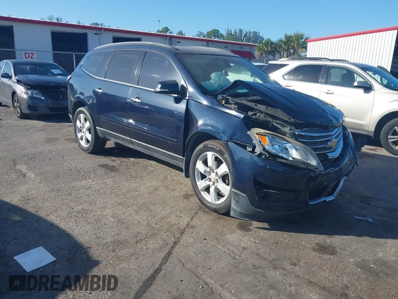 2016 Chevrolet Traverse LT with VIN 1GNKRGKD4GJ307061, listed as a IAAI auction lot 40880472 with 200,802 mi miles. Bid and sale history available at carsss.com. Image 1.