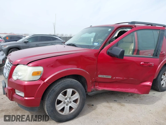 2008 Ford Explorer XLT z VIN 1FMEU63E78UA48891, wystawiony jako IAAI lot #41720120 z przebiegiem 217 578 mil mil oraz . Historia ofert i sprzedaży dostępna na DreamBid. Obrazek 6.