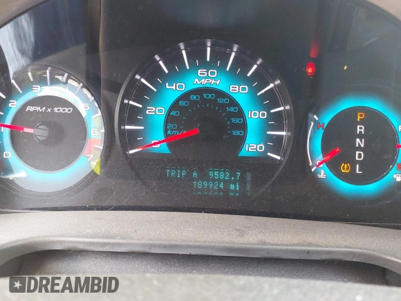2011 Ford Fusion SEL with VIN 3FAHP0JA9BR156360, listed as a IAAI auction lot 41723154 with 189,984 mi miles. Bid and sale history available at carsss.com. Image 7.