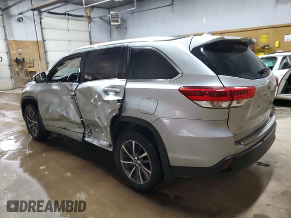 2018 Toyota Highlander SE with VIN 5TDJZRFHXJS846274, listed as a Copart auction lot 58130425 with 123,439 mi miles and Clean title. Bid and sale history available at DreamBid. Image 2.