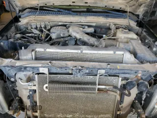 2008 Ford F-250 XL z VIN 1FTSW21Y58ED11476, wystawiony jako Copart lot #60219754 z przebiegiem 68 170 mil mil oraz Czysty tytuł • Clean title. Historia ofert i sprzedaży dostępna na DreamBid. Obrazek 12.