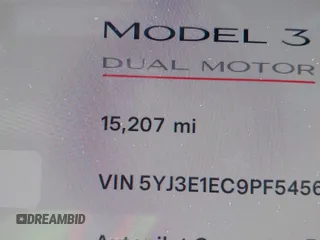 2023 Tesla Model 3 Performance z VIN 5YJ3E1EC9PF545648, wystawiony jako IAAI lot #41573583 z przebiegiem 15 207 mil mil oraz . Historia ofert i sprzedaży dostępna na DreamBid. Obrazek 15.