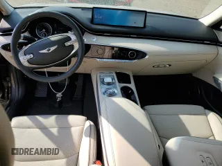 2024 Genesis GV70 2.5T z VIN 5NMMADTB5RH007753, wystawiony jako Copart lot #63099864 z przebiegiem 2 651 mil mil oraz Szkoda całkowita • Salvage title. Historia ofert i sprzedaży dostępna na DreamBid. Obrazek 8.