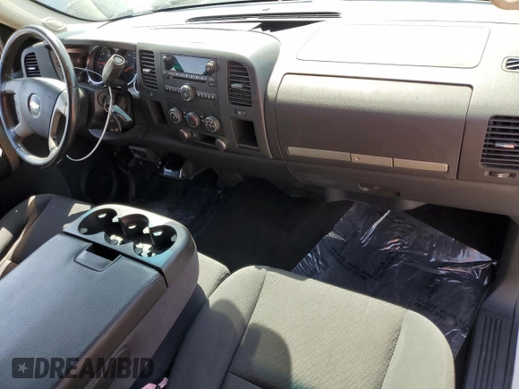 2009 Chevrolet Silverado 1500 with VIN 1GCEC24089Z124609, listed as a Copart auction lot 53163365 with 135,021 mi miles and Clean Title. Bid and sale history available at DreamBid. Image 8.