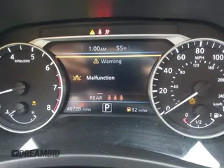 2021 Nissan Sentra SV with VIN 3N1AB8CV0MY208320, listed as a IAAI auction lot 42039115 with 40,728 mi miles and . Bid and sale history available at DreamBid. Image 7.