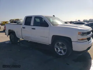2018 Chevrolet Silverado 1500 Custom with VIN 1GCRCPEC3JZ304785, listed as a Copart auction lot 42985645 with 133,891 mi miles and Salvage Title. Bid and sale history available at carsss.com. Image 4.