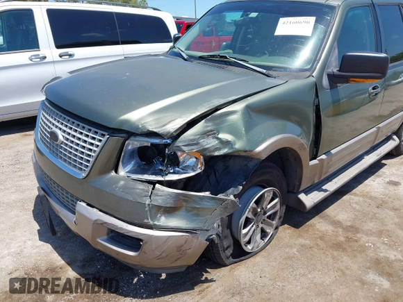 2003 Ford Expedition Eddie Bauer с VIN 1FMRU17W63LC13223, выставлен на аукционе IAAI как лот 42160690 с пробегом Не указан миль и . История ставок и продаж доступна на DreamBid. Изображение 6.