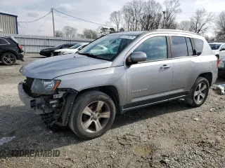 2016 Jeep Compass Latitude with VIN 1C4NJCEA2GD775005, listed as a Copart auction lot 44129875 with 124,540 mi miles and Salvage Title. Bid and sale history available at carsss.com. Image 1.