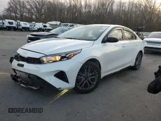 2022 Kia Forte GT-Line with VIN 3KPF54AD6NE502451, listed as a Copart auction lot 84067134 with 59,869 mi miles and Salvage Title. Bid and sale history available at carsss.com. Image 1.