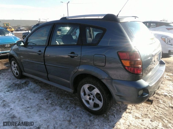 2006 Pontiac Vibe with VIN 5Y2SL65846Z433536, listed as a IAAI auction lot 41370110 with 193,383 mi miles. Bid and sale history available at carsss.com. Image 3.
