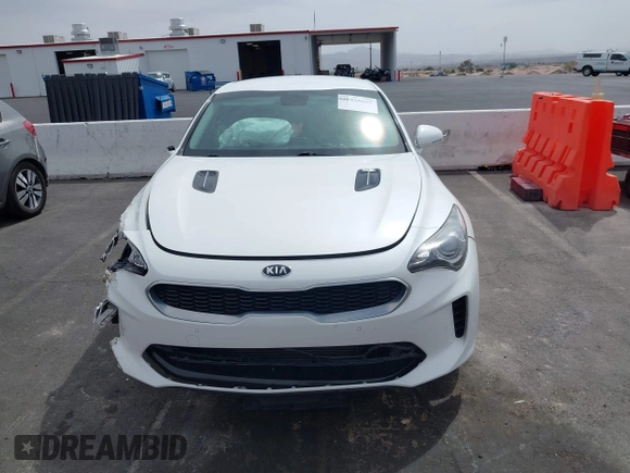 2018 Kia Stinger with VIN KNAE15LA8J6031125, listed as a IAAI auction lot 41928665 with 82,003 mi miles. Bid and sale history available at carsss.com. Image 12.