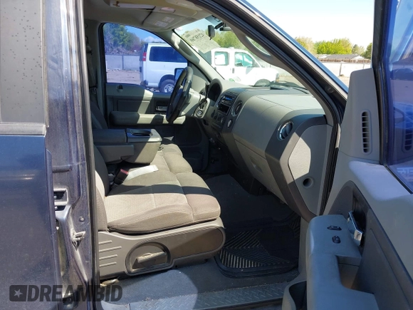 2006 Ford F-150 XLT with VIN 1FTPW14V86FB52509, listed as a IAAI auction lot 42158760 with 193,430 mi miles and . Bid and sale history available at carsss.com. Image 5.