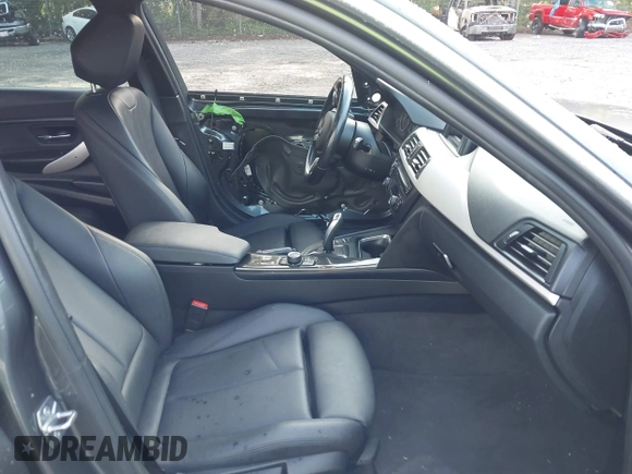 2015 BMW 3 Series 320i with VIN WBA3B1C55FK137532, listed as a IAAI auction lot 42322838 with 79,613 mi miles and . Bid and sale history available at DreamBid. Image 5.
