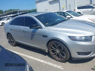 2015 Ford Taurus SHO с VIN 1FAHP2KT0FG191815, выставлен на аукционе IAAI как лот 42593226 с пробегом 125 493 миль миль и . История ставок и продаж доступна на DreamBid. Изображение 13.