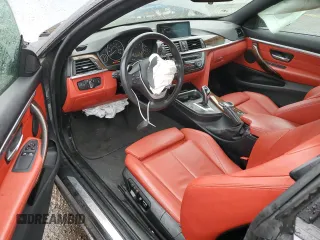 2015 BMW 4 Series 428i xDrive z VIN WBA3N9C56FK246149, wystawiony jako Copart lot #52175015 z przebiegiem 45 236 mil mil oraz Szkody całkowita. Historia ofert i sprzedaży dostępna na DreamBid. Obrazek 8.