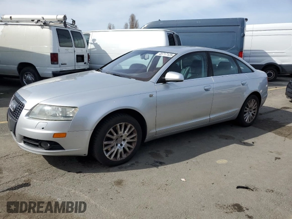 2008 Audi A6 z VIN WAUDH94FX8N044399, wystawiony jako Copart lot #45717125 z przebiegiem 192 607 mil mil oraz Szkoda całkowita • Salvage title. Historia ofert i sprzedaży dostępna na DreamBid. Obrazek 1.