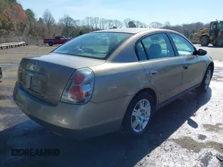 2005 Nissan Altima 2.5 S with VIN 1N4AL11D45C130829, listed as a IAAI auction lot 41828519 with 1 mi miles. Bid and sale history available at carsss.com. Image 4.