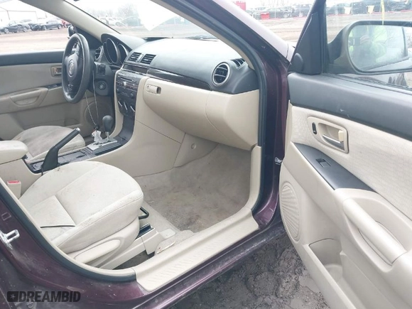 2007 Mazda Mazda3 i Sport with VIN JM1BK12F071742896, listed as a IAAI auction lot 41558997 with 225,728 mi miles. Bid and sale history available at carsss.com. Image 5.