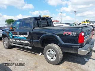 2016 Ford F-250 Lariat z VIN 1FT7W2B60GEB90776, wystawiony jako IAAI lot #42238682 z przebiegiem 234 089 mil mil oraz . Historia ofert i sprzedaży dostępna na DreamBid. Obrazek 14.