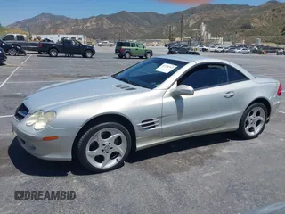 2003 Mercedes-Benz SL 500 z VIN WDBSK75F43F010443, wystawiony jako IAAI lot #42270762 z przebiegiem Nie podano mil oraz . Historia ofert i sprzedaży dostępna na DreamBid. Obrazek 14.