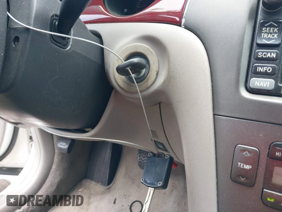 2002 Lexus ES 300 with VIN JTHBF30G525027804, listed as a IAAI auction lot 42285316 with 224,110 mi miles and . Bid and sale history available at DreamBid. Image 11.