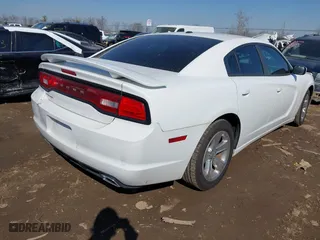 2011 Dodge Charger SE with VIN 2B3CL3CG7BH590244, listed as a IAAI auction lot 41776619 with 114,572 mi miles. Bid and sale history available at carsss.com. Image 4.
