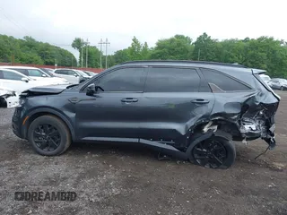 2021 Kia Sorento S z VIN 5XYRLDLC4MG070290, wystawiony jako IAAI lot #42473481 z przebiegiem 40 800 mil mil oraz . Historia ofert i sprzedaży dostępna na DreamBid. Obrazek 17.
