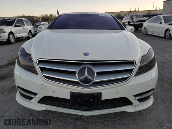 2011 Mercedes-Benz CL 550 z VIN WDDEJ9EB6BA026705, wystawiony jako Copart lot #87085764 z przebiegiem 122 775 mil mil oraz Szkoda całkowita • Salvage title. Historia ofert i sprzedaży dostępna na DreamBid. Obrazek 5.
