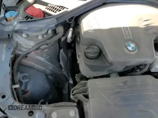 2018 BMW 3 Series 320i xDrive z VIN WBA8A3C57JA499882, wystawiony jako Copart lot #81157205 z przebiegiem 76 568 mil mil oraz Szkoda całkowita • Salvage title. Historia ofert i sprzedaży dostępna na DreamBid. Obrazek 15.