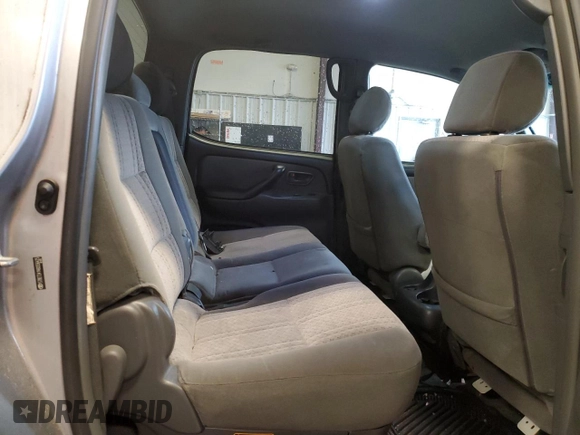2006 Toyota Tundra SR5 with VIN 5TBET34146S556425, listed as a Copart auction lot 48054555 with 210,009 mi miles and Clean Title. Bid and sale history available at carsss.com. Image 10.