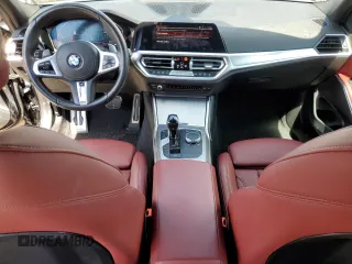 2022 BMW 3 Series 330i xDrive z VIN 3MW5R7J04N8C48281, wystawiony jako Copart lot #53511495 z przebiegiem 24 542 mil mil oraz Czysty tytuł • Clean title. Historia ofert i sprzedaży dostępna na DreamBid. Obrazek 8.