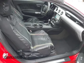 2017 Ford Mustang EcoBoost Premium z VIN 1FATP8UH6H5245140, wystawiony jako IAAI lot #41849107 z przebiegiem 52 672 mil mil oraz . Historia ofert i sprzedaży dostępna na DreamBid. Obrazek 5.