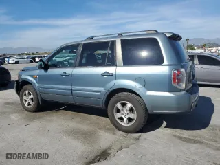 2006 Honda Pilot EX-L with VIN 2HKYF18586H529859, listed as a Copart auction lot 50433415 with 211,143 mi miles and Salvage Title. Bid and sale history available at carsss.com. Image 2.