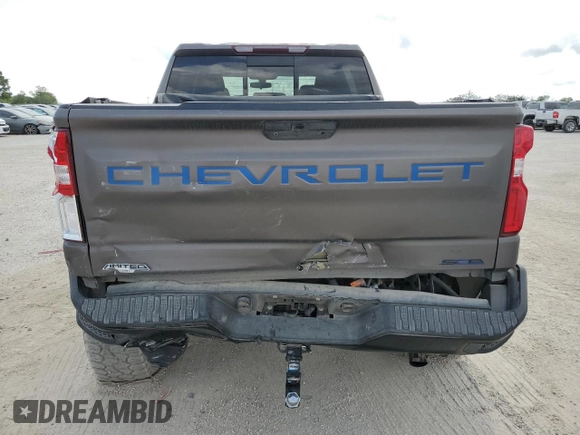 2021 Chevrolet Silverado 1500 RST with VIN 3GCUYEEL5MG170088, listed as a Copart auction lot 68691764 with 127,418 mi miles and Salvage Title. Bid and sale history available at carsss.com. Image 6.