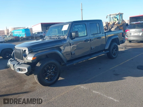 2023 Jeep Gladiator Sport S z VIN 1C6HJTAG4PL507092, wystawiony jako IAAI lot #41221714 z przebiegiem 29 566 mil mil oraz . Historia ofert i sprzedaży dostępna na DreamBid. Obrazek 17.