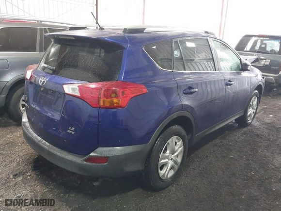 2015 Toyota RAV4 LE with VIN 2T3BFREVXFW403391, listed as a IAAI auction lot 41845901 with 105,769 mi miles. Bid and sale history available at carsss.com. Image 4.
